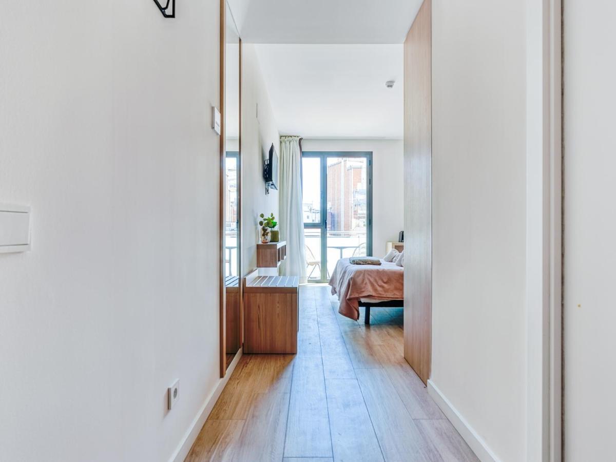 Limehome Carrer De Besalu 82 Hotel Barcellona