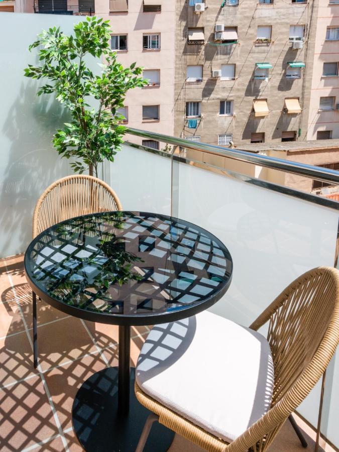 Hotel Limehome Carrer De Besalu 82