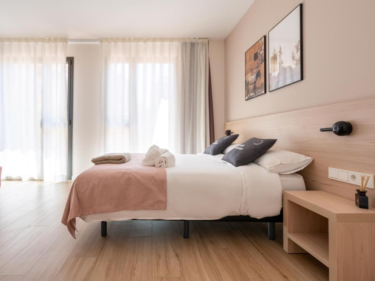 Limehome Carrer De Besalu 82 * Barcellona
